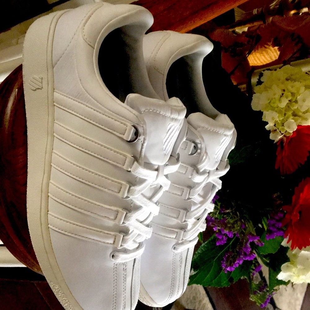 Men’s Tennis Shoes